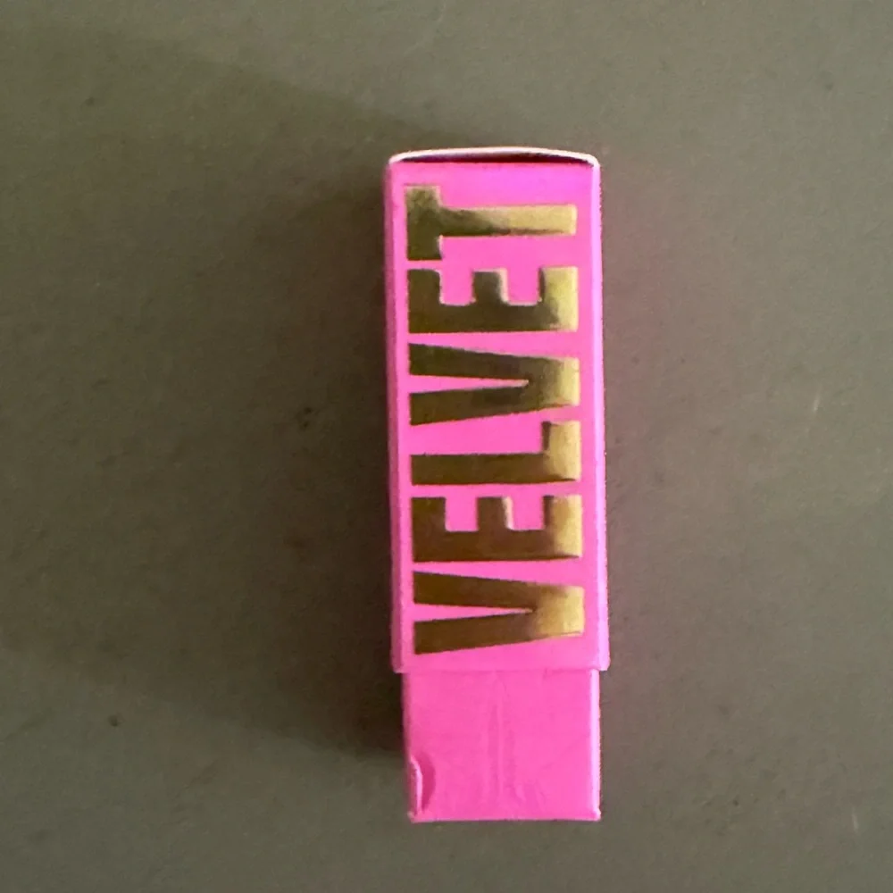 Jeffree Star Pink Lipstick Box - Gods Gift